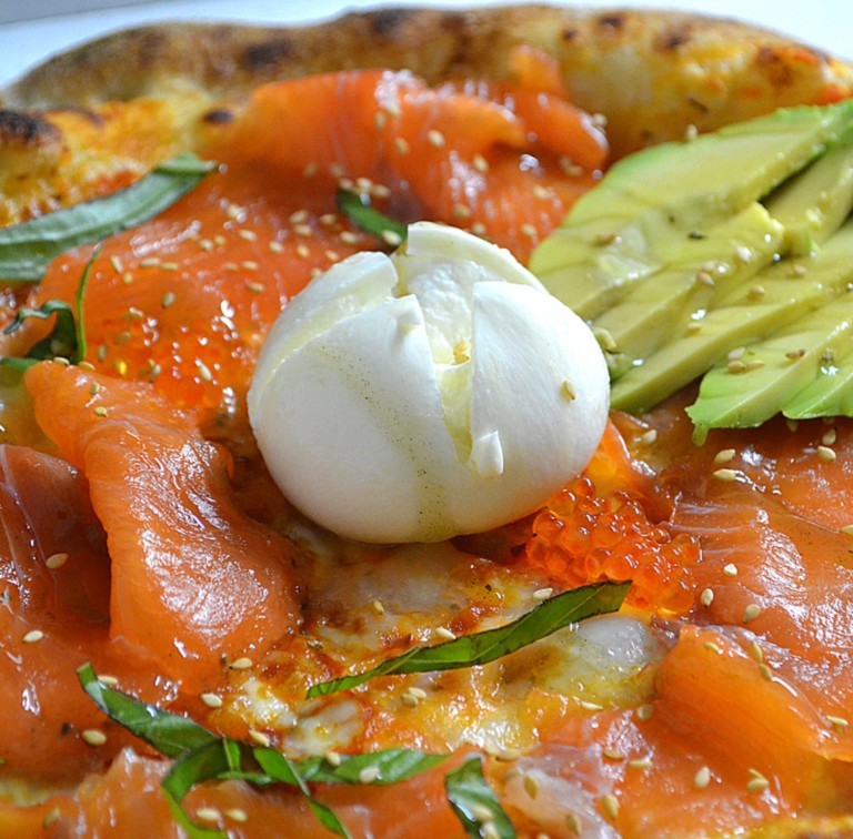 pizza-la-nordique-sublime-lutterbach-pfastatt-richwiller.jpg Pizza La Nordique – saumon fumé maison, burrata – livraison pizza Miamza Lutterbach, Pfastatt, Richwiller.